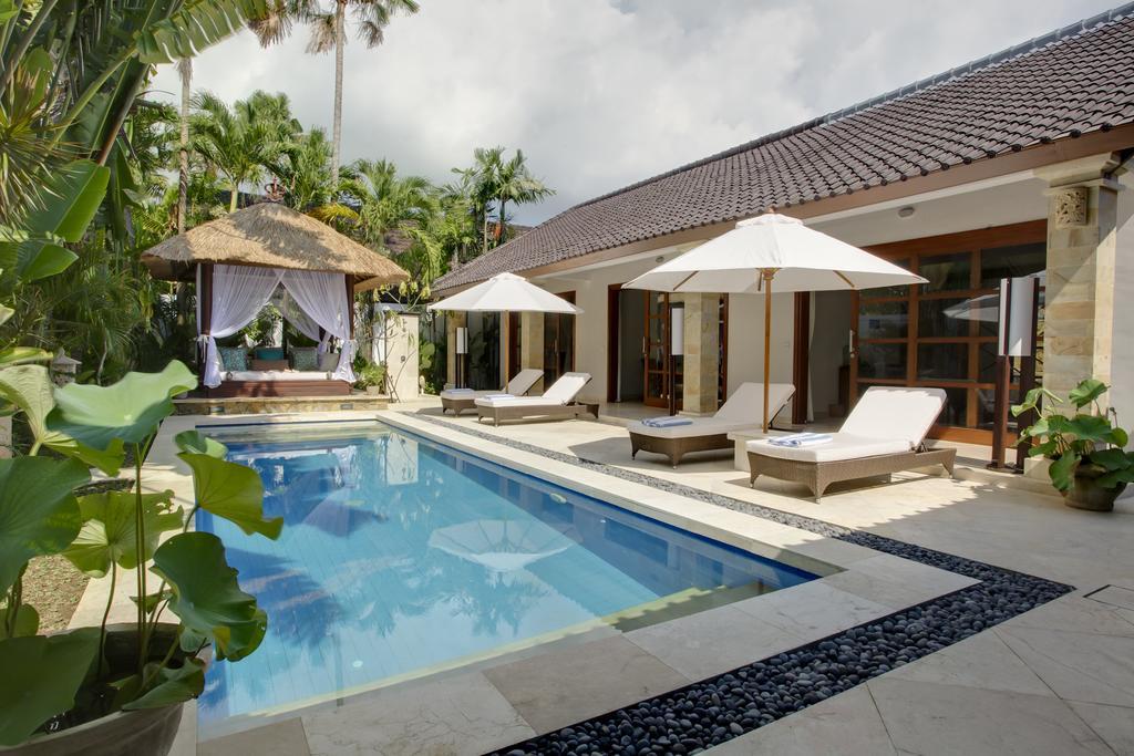 Villa Alu Lima Seminyak  Exterior photo