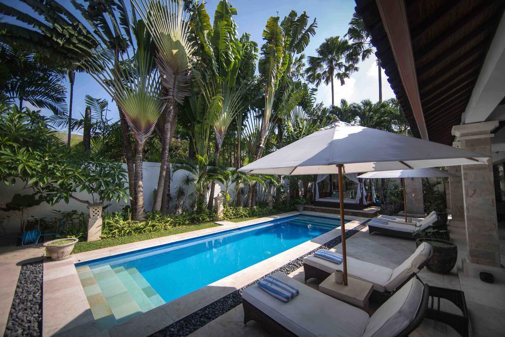 Villa Alu Lima Seminyak  Exterior photo